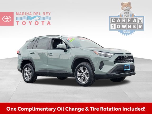 2022 Toyota RAV4 XLE