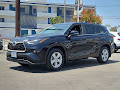 2023 Toyota Highlander Hybrid LE