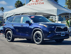 2025 Toyota Highlander XLE