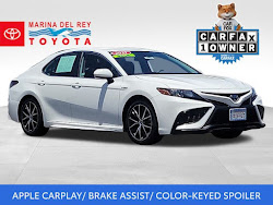 2021 Toyota Camry Hybrid SE