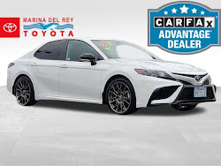 2024 Toyota Camry Hybrid SE
