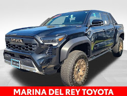 2025 Toyota Tacoma Hybrid Trailhunter