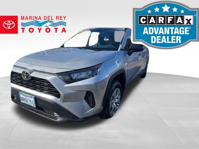 2020 Toyota RAV4 LE