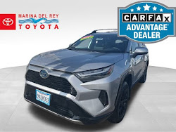 2022 Toyota RAV4 Hybrid SE