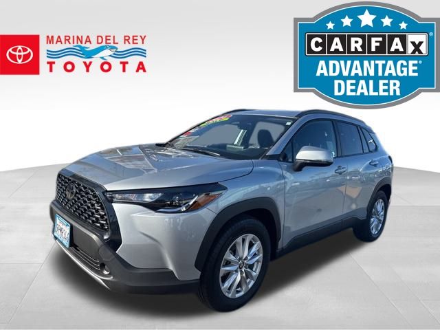 2024 Toyota Corolla Cross LE