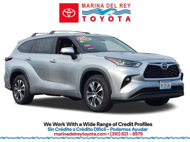 2024 Toyota Highlander LE