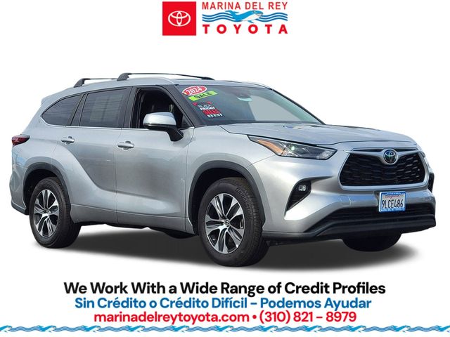 2024 Toyota Highlander LE