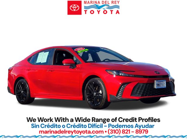 2025 Toyota Camry SE