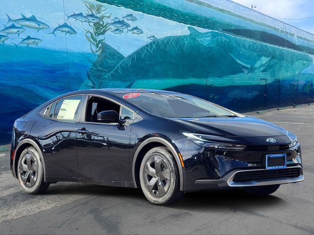 2026 Toyota Prius Plug-In Hybrid SE