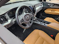 2020 Volvo XC60 T5 Momentum