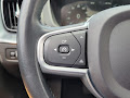 2020 Volvo XC60 T5 Momentum