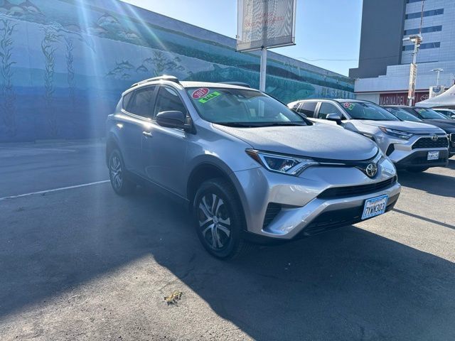 2017 Toyota RAV4 LE