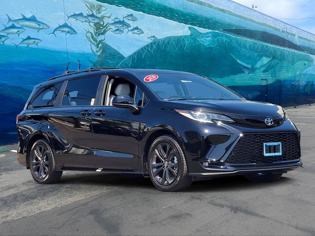 2026 Toyota Sienna XSE