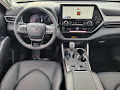 2026 Toyota Highlander Hybrid Limited