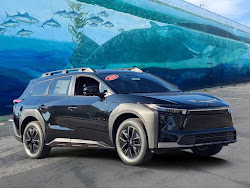 2026 Toyota bZ Woodland Base
