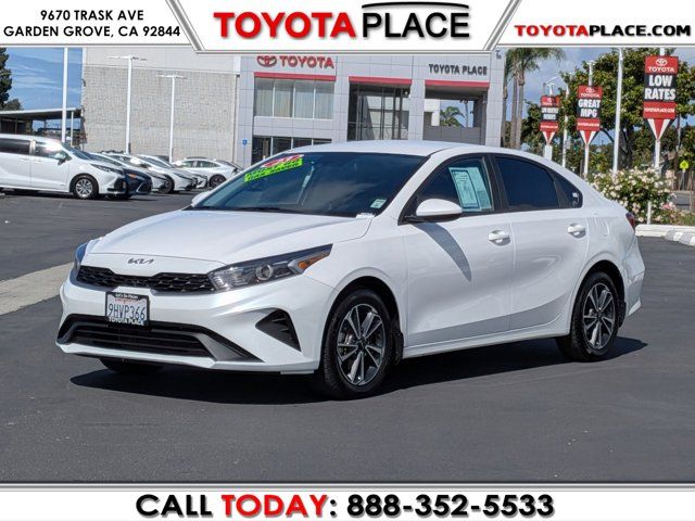 2023 Kia Forte LXS