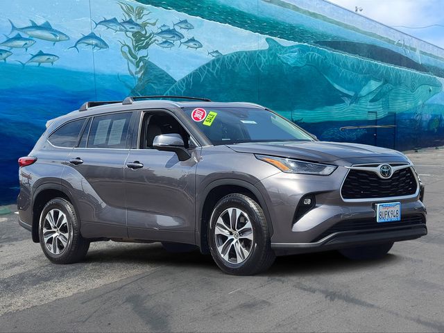 2021 Toyota Highlander XLE