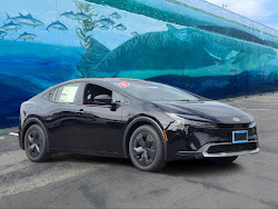 2027 Toyota Prius Plug-In Hybrid SE