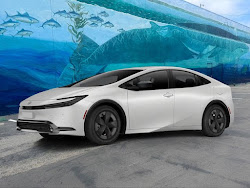 2027 Toyota Prius LE