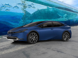 2027 Toyota Prius XLE