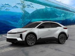 2027 Toyota C-HR XSE
